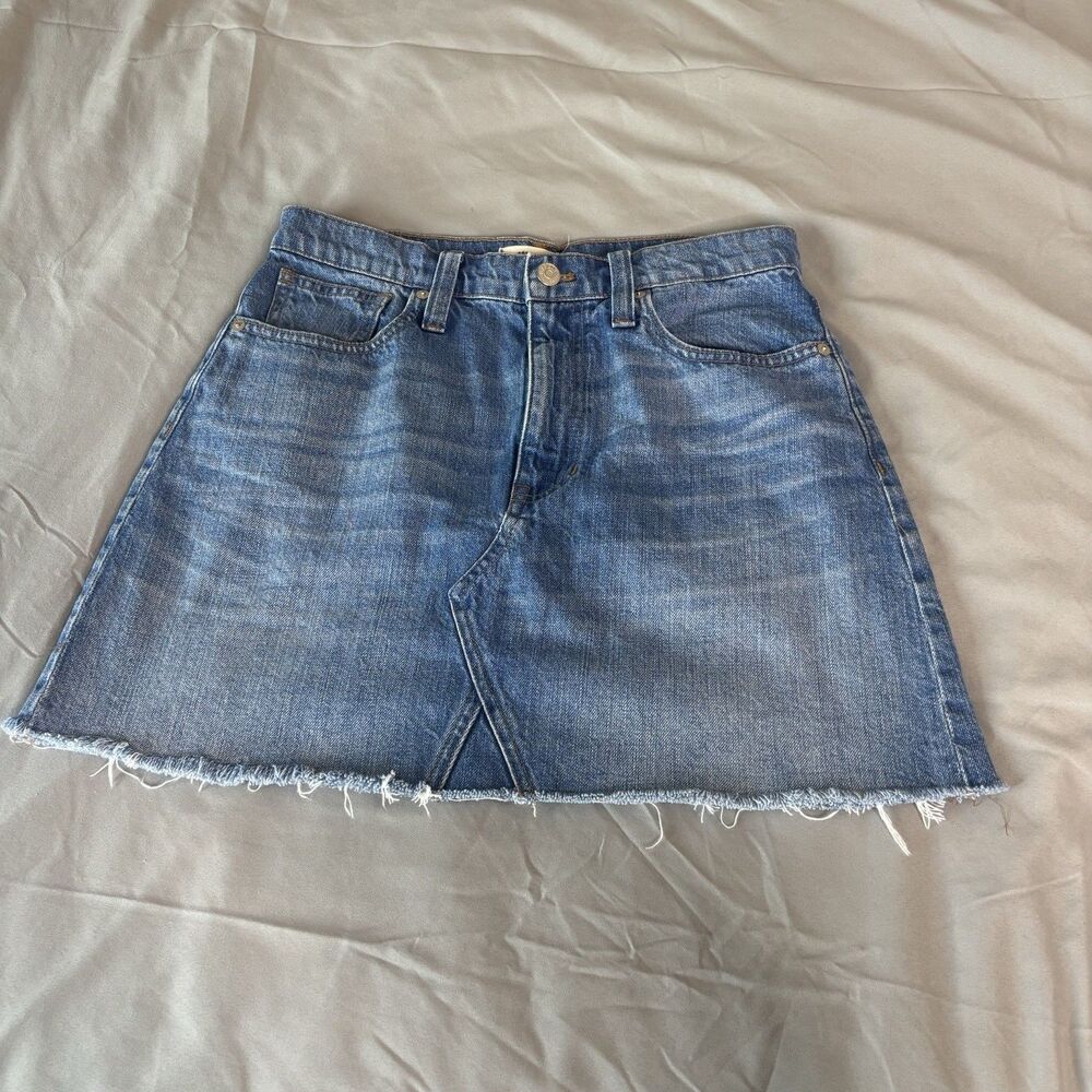 Madewell Women's Rigid Denim Jean mini Skirt Medium Wash Raw Fray Hem 27